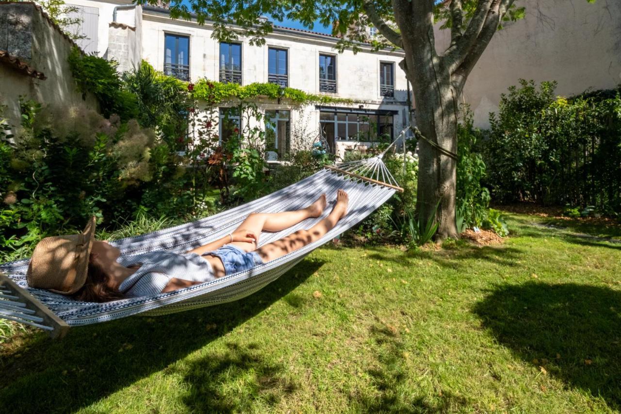 Escale Rochelaise, Gite Urbain Avec Spa Bain Nordique Et Sauna Tonneau Ла-Рошель Экстерьер фото